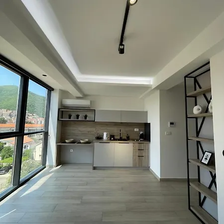 Dora Family Apartment *