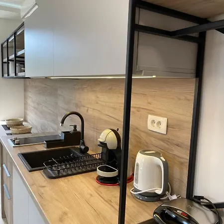 Dora Family Apartment